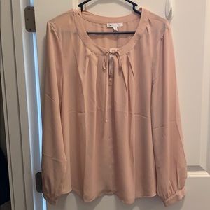 NWT DR2 blush blouse size Large